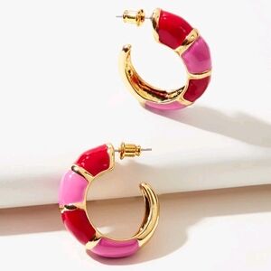 Boho-chic striped pink and gold plated crescent rarrings